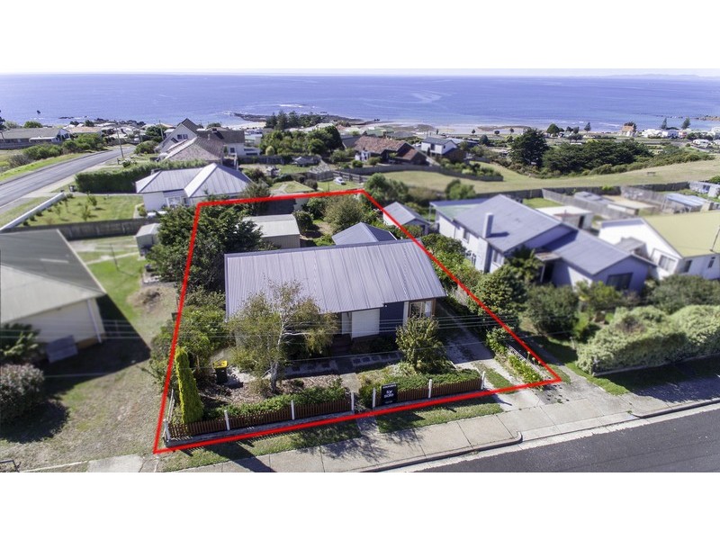 4 Ashwater Crescent, Penguin TAS 7316