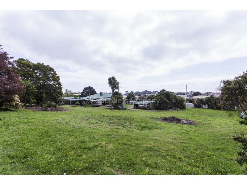 76 Brooke Street, East Devonport TAS 7310
