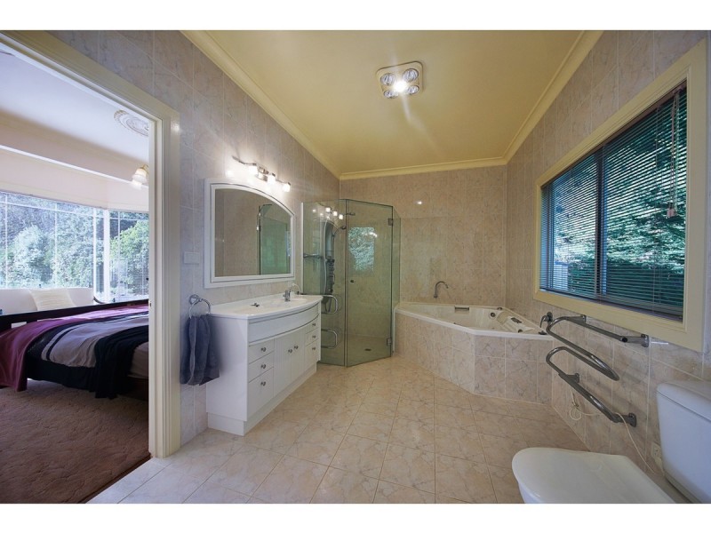 9013 Bass Highway, Latrobe TAS 7307