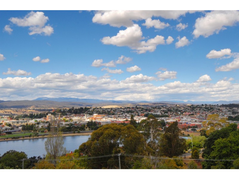 10 North Bank, Trevallyn TAS 7250