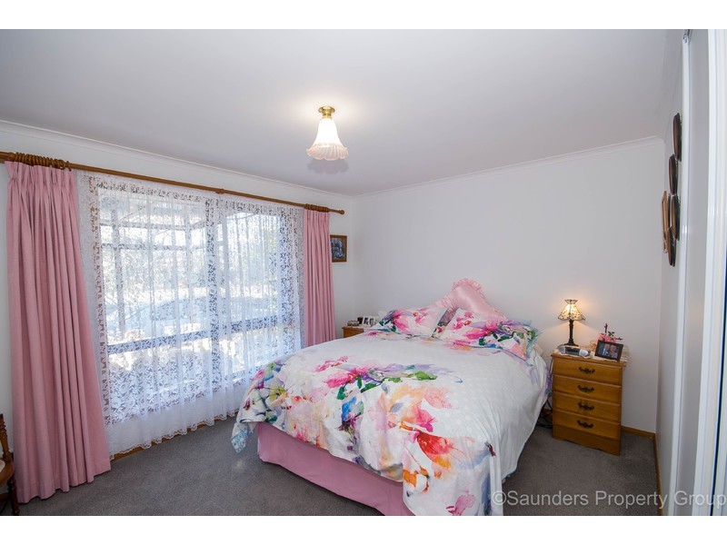 2/3 Cromwell Crescent, Devonport TAS 7310