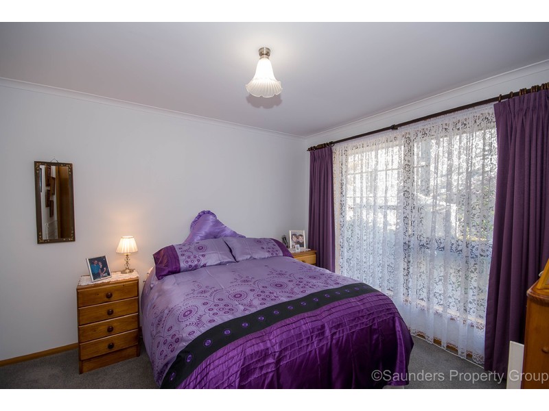 2/3 Cromwell Crescent, Devonport TAS 7310