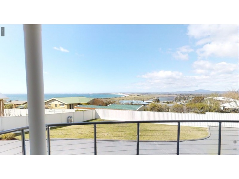 5 Andrews Place, Bridport TAS 7262