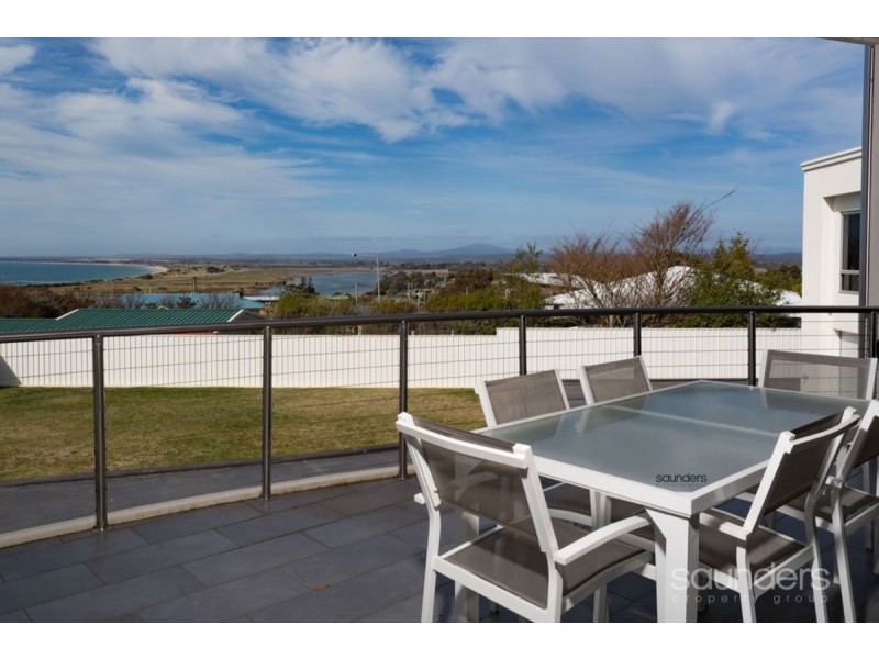 5 Andrews Place, Bridport TAS 7262