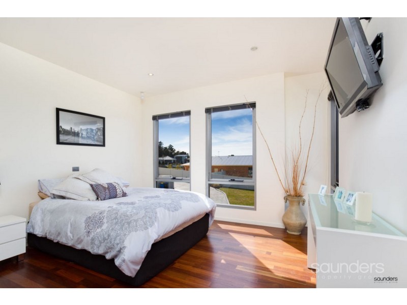 2/5 Andrews Place, Bridport TAS 7262