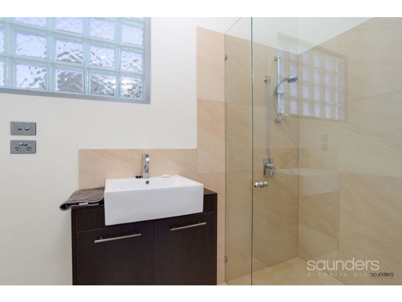 2/5 Andrews Place, Bridport TAS 7262