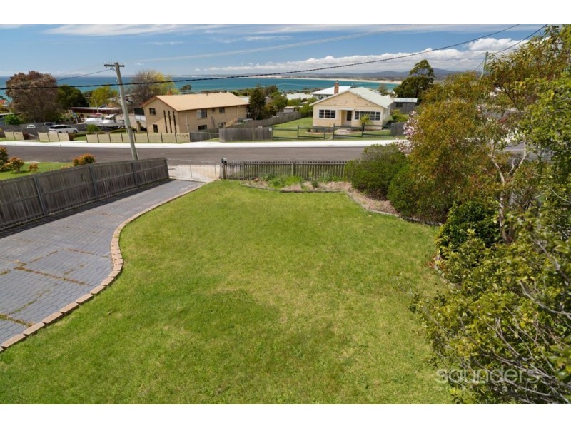 24 Albert Street, Bridport TAS 7262