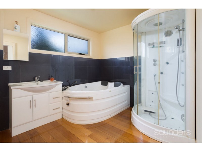 4 Belhaven Crescent, Newstead TAS 7250