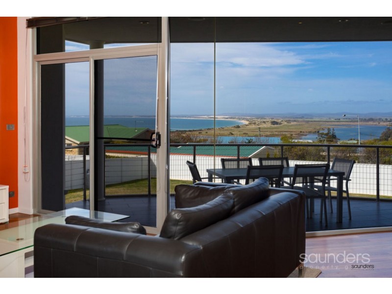 Unit 1/5 Andrews Place, Bridport TAS 7262