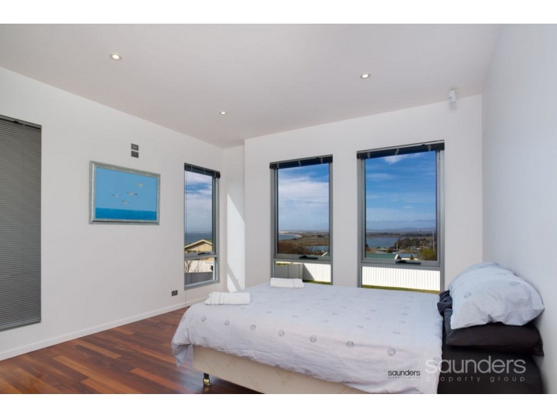 Unit 1/5 Andrews Place, Bridport TAS 7262