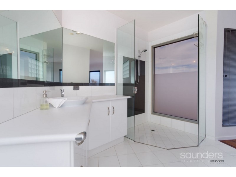 Unit 1/5 Andrews Place, Bridport TAS 7262