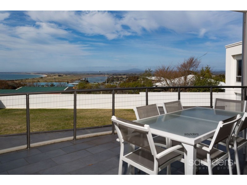 Unit 1/5 Andrews Place, Bridport TAS 7262