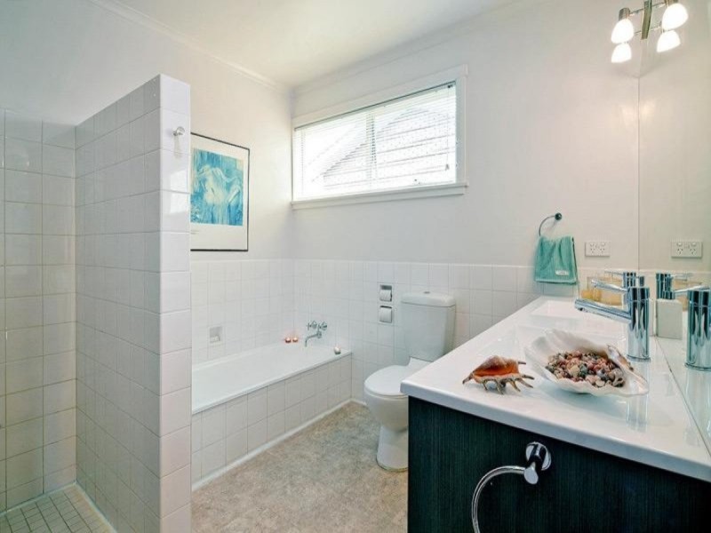 7 Alma Place, Ocean Vista TAS 7320