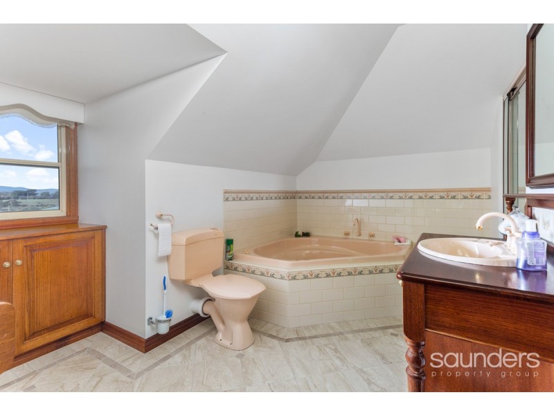 47 Benwerrin Crescent, Norwood TAS 7250