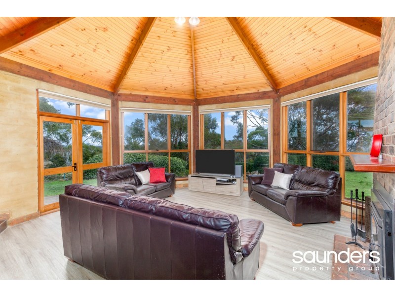 10 Travellers Drive, Travellers Rest TAS 7250