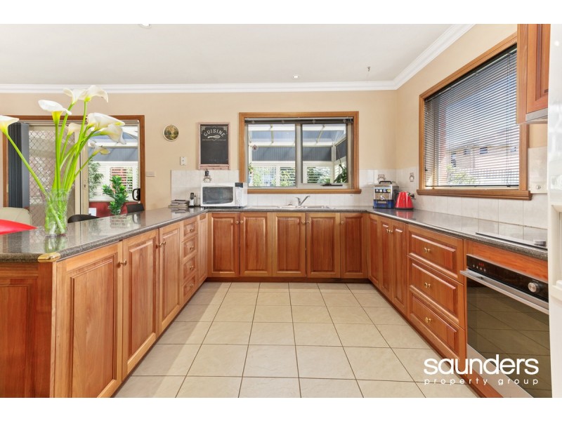34 Piper Avenue, Youngtown TAS 7249
