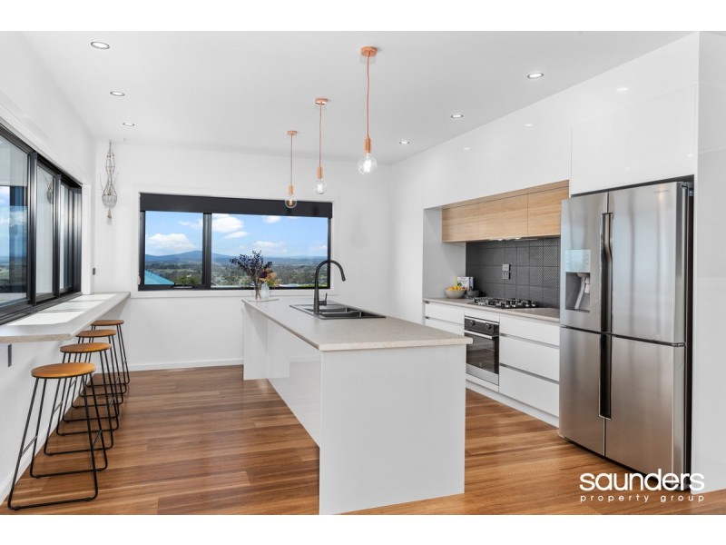 10 Andrews Place, Bridport TAS 7262