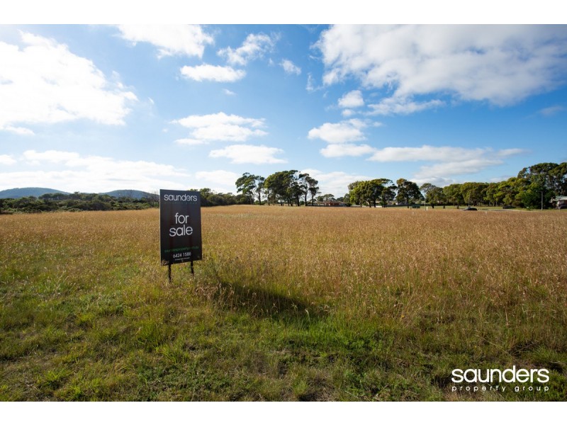 28 Stonehouse Street, George Town TAS 7253