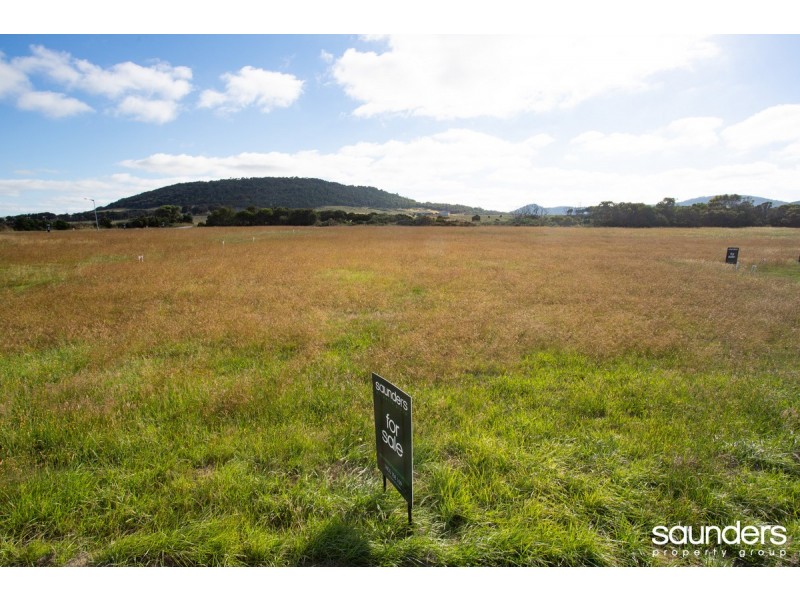 24 Stonehouse Street, George Town TAS 7253