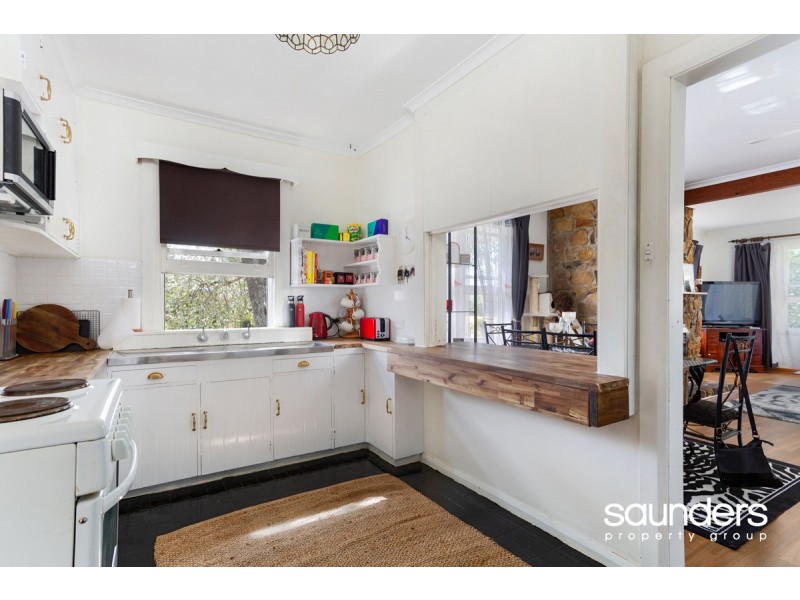 136 Karoola Road, Karoola TAS 7267