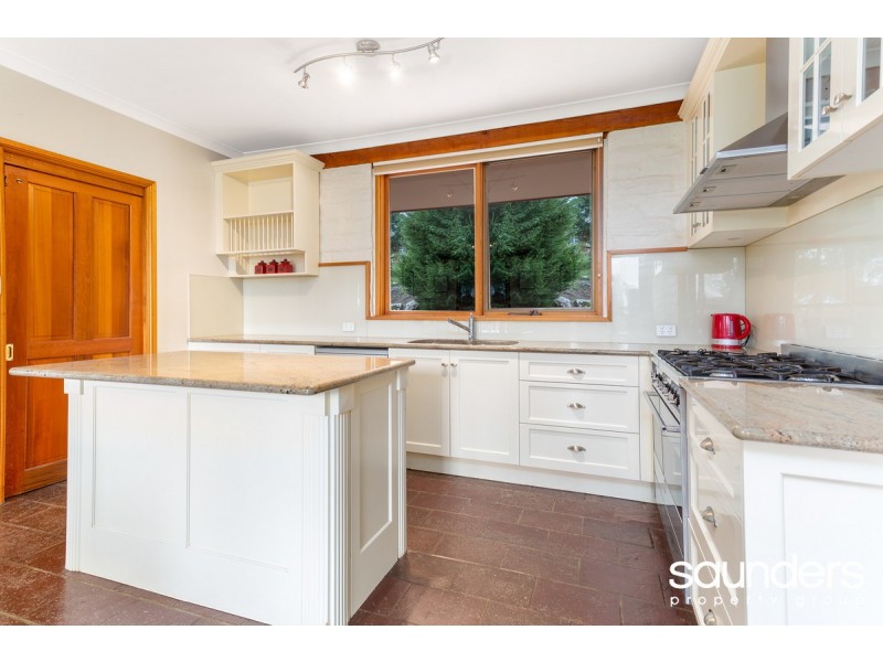 Travellers Rest TAS 7250