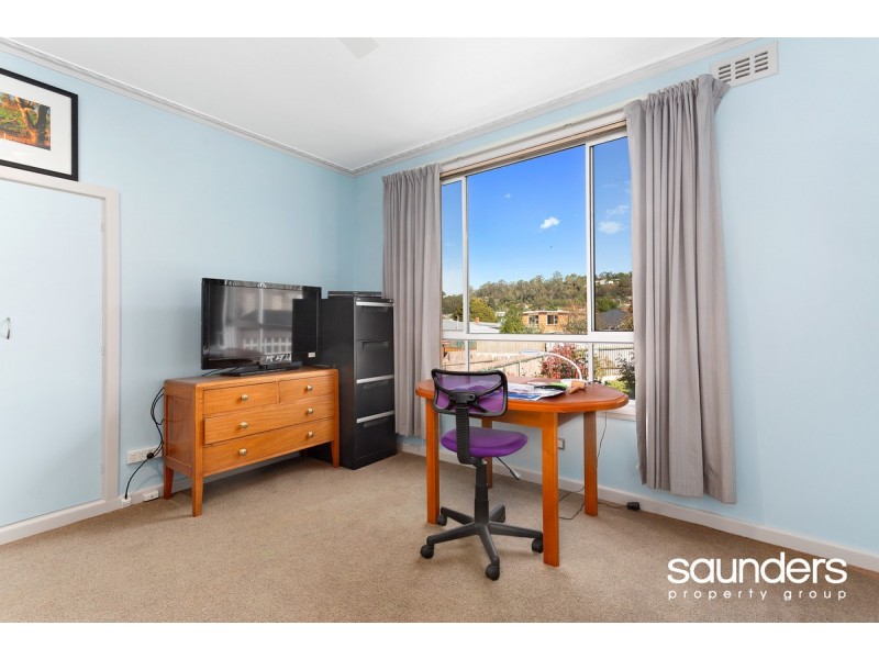 32 Guy Street, Kings Meadows TAS 7249