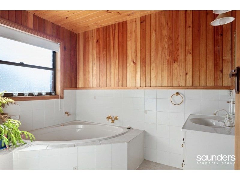 108 Station Road, Lilydale TAS 7268
