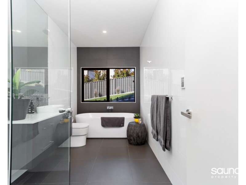 12 Hamelheath Way, Newstead TAS 7250