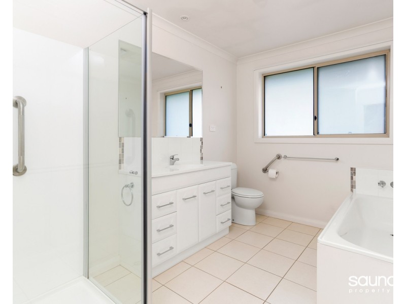4/25A Adelaide Street, Westbury TAS 7303