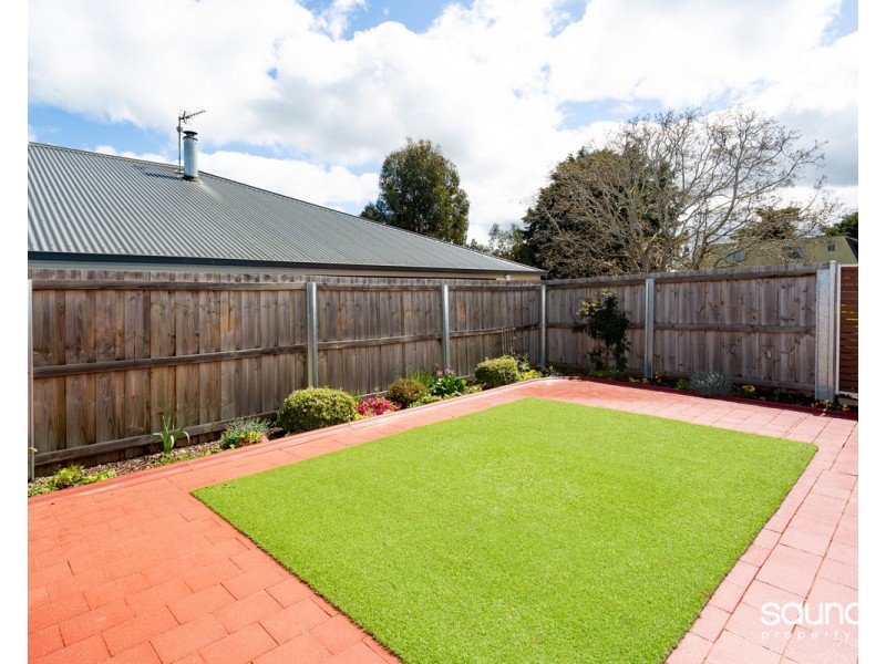 4/25A Adelaide Street, Westbury TAS 7303
