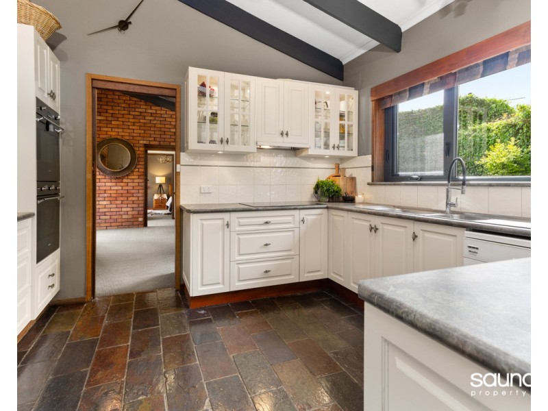 24 Ronald Place, Norwood TAS 7250