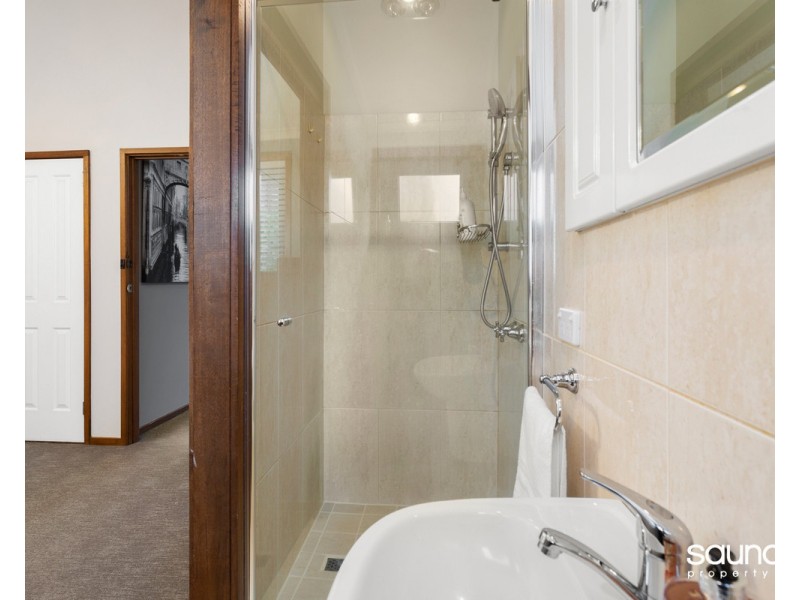 24 Ronald Place, Norwood TAS 7250