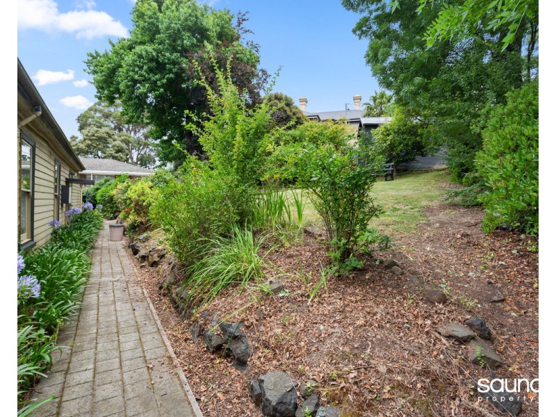 1 Hillside Crescent, West Launceston TAS 7250
