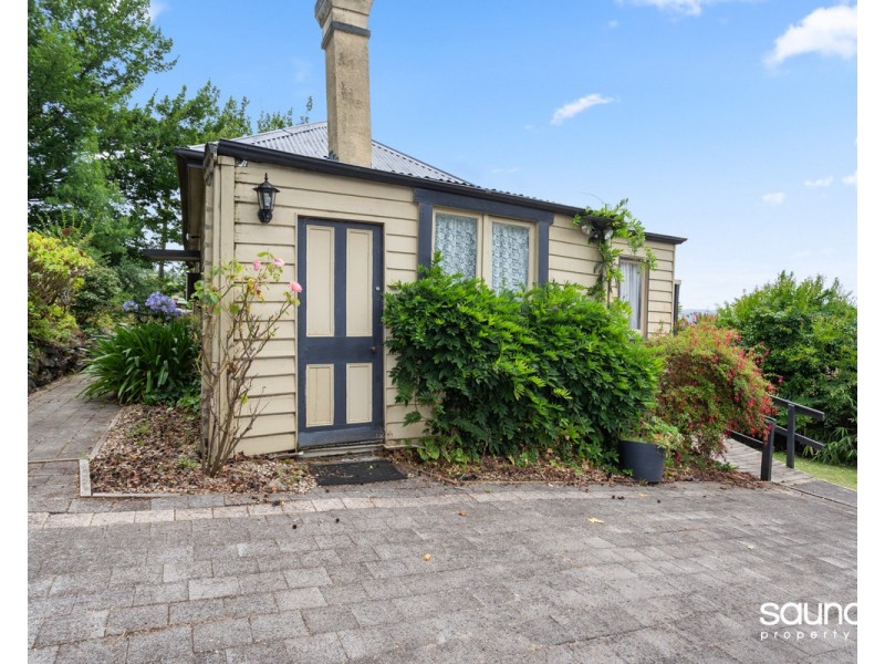 1 Hillside Crescent, West Launceston TAS 7250