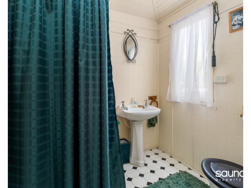 1 Hillside Crescent, West Launceston TAS 7250