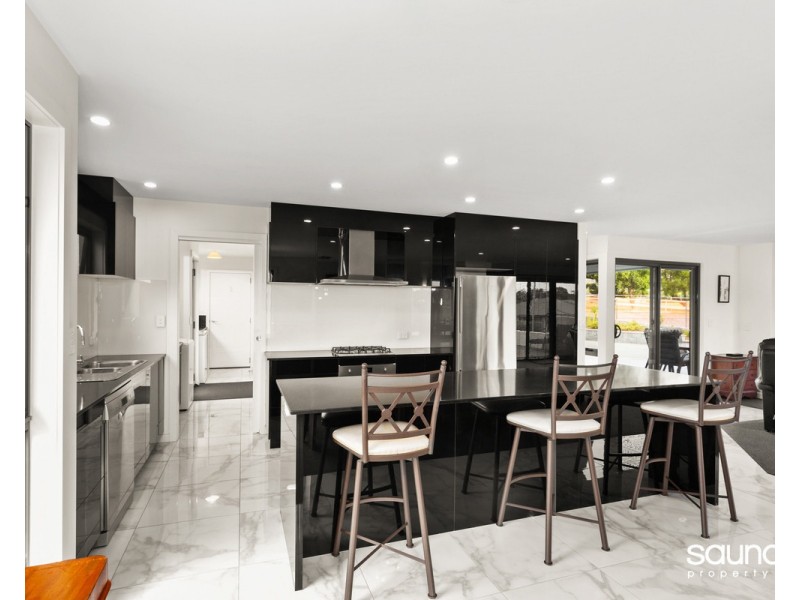 8 Gordon Place, Prospect Vale TAS 7250