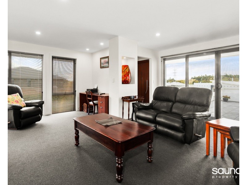 8 Gordon Place, Prospect Vale TAS 7250