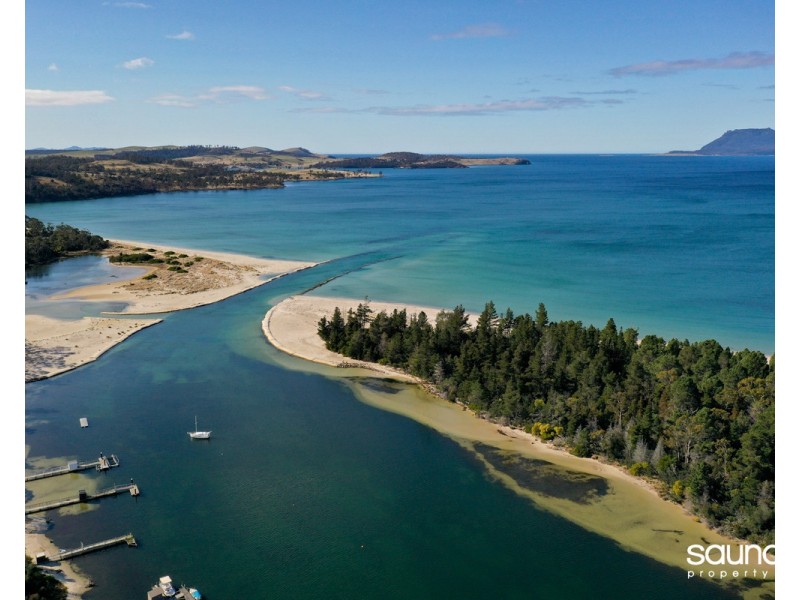 5 Tasman Highway, Orford TAS 7190