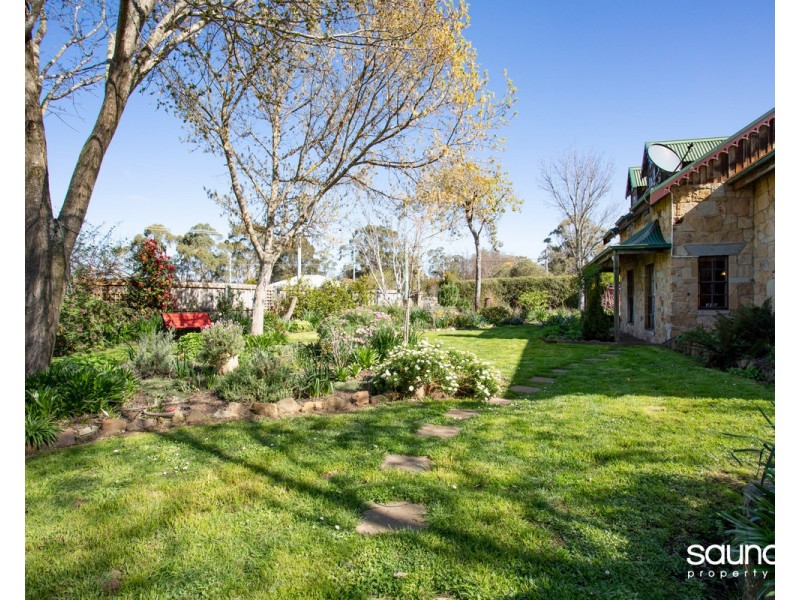 1 Walnut Grove, Summerhill TAS 7250