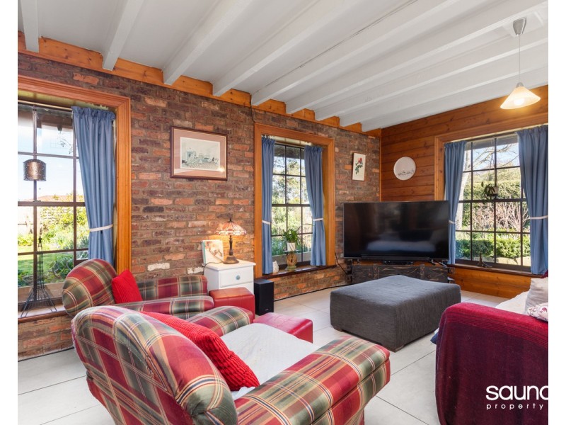 1 Walnut Grove, Summerhill TAS 7250