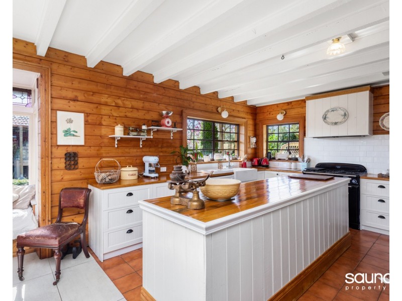 1 Walnut Grove, Summerhill TAS 7250