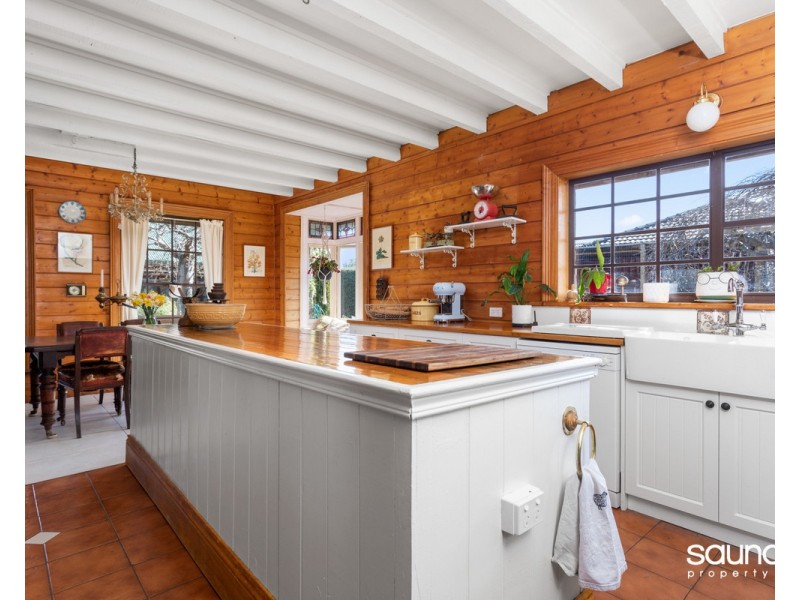 1 Walnut Grove, Summerhill TAS 7250