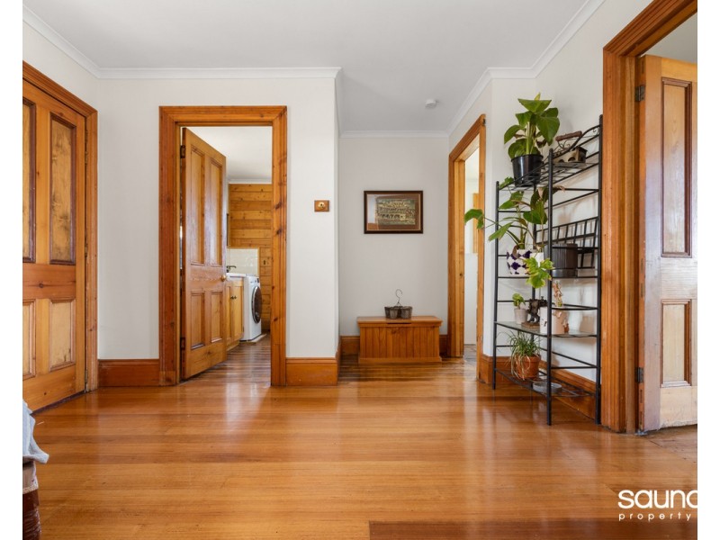 1 Walnut Grove, Summerhill TAS 7250