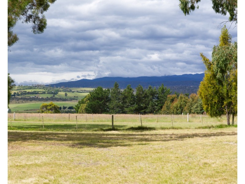 22 Strochnetters Road, Relbia TAS 7258
