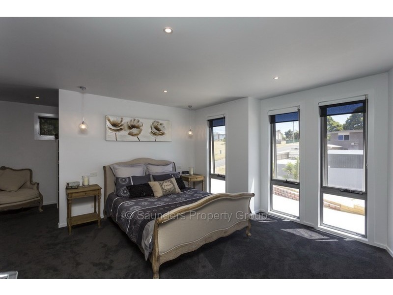 8 Harris Road, Stony Rise TAS 7310