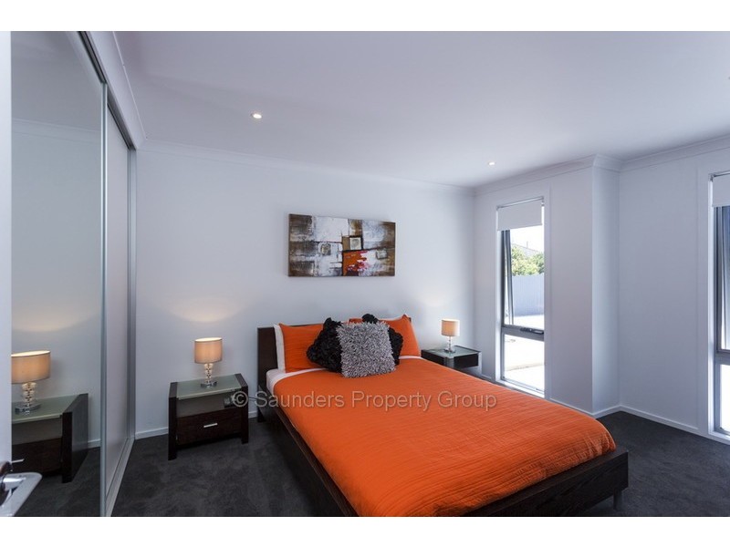 8 Harris Road, Stony Rise TAS 7310