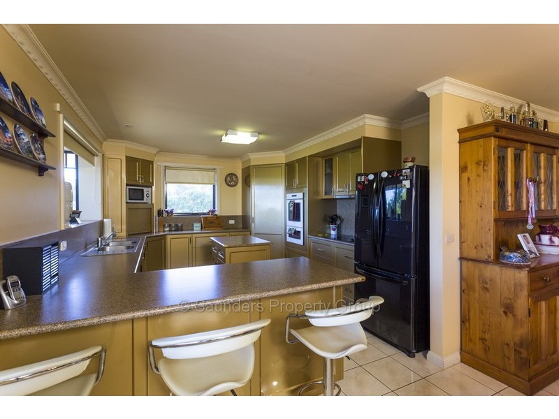 163 Main Street, Ulverstone TAS 7315