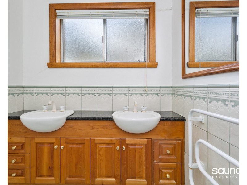 207 Rosevears Drive, Rosevears TAS 7277