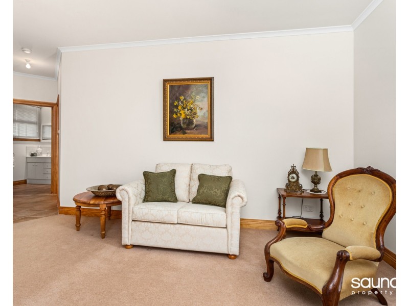 21 Poplar Parade, Youngtown TAS 7249