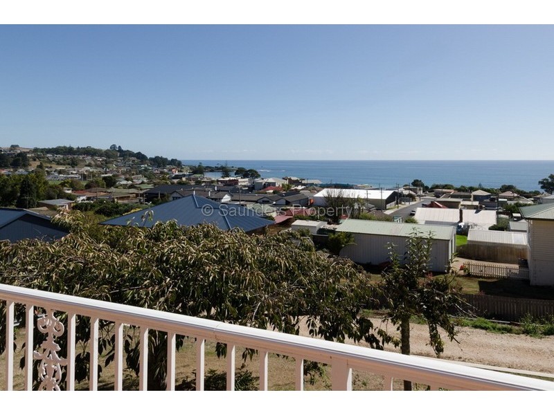 12 Kentish Street, Penguin TAS 7316